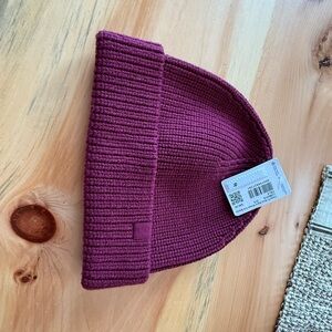Lululemon Athletica Burgundy Knit Hat
